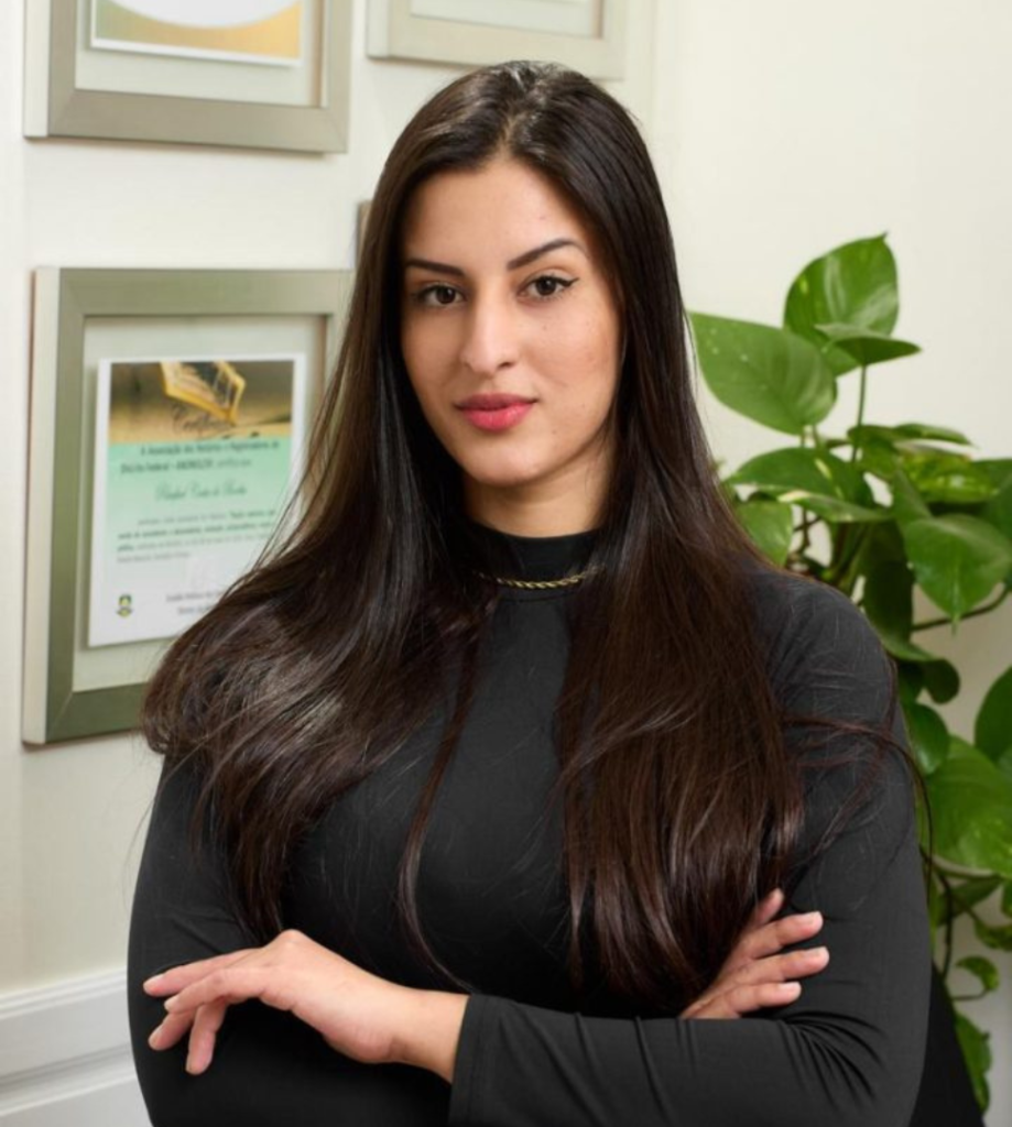 Dra. Estefani Darlene da Silva